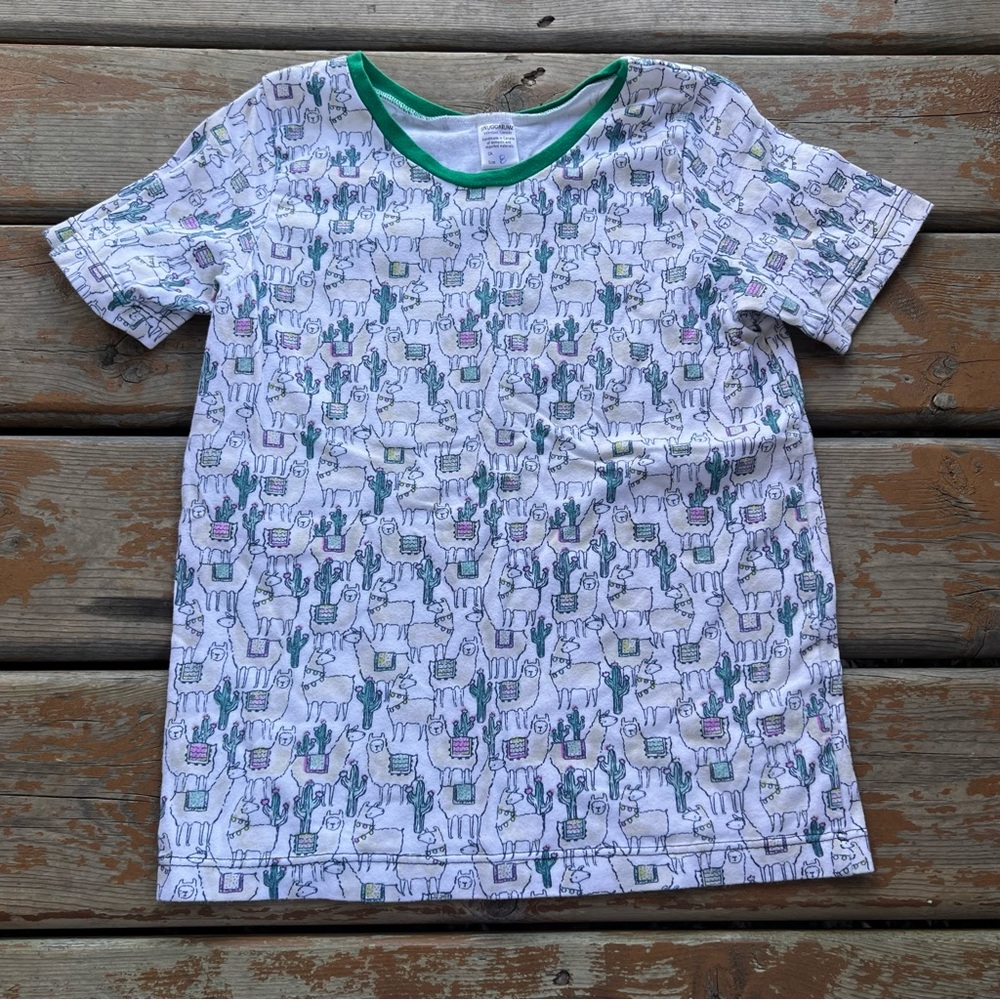 Handmade in Canada Small Shop Snuggabumz Short Sleeve Llama Print Top - Size 8